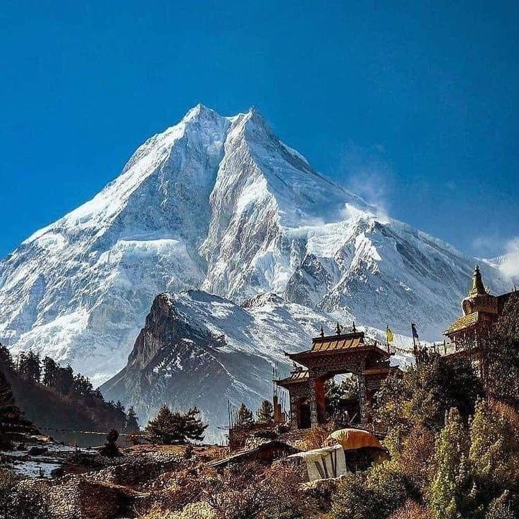 manaslu circuit trekking nepalguideinfo com