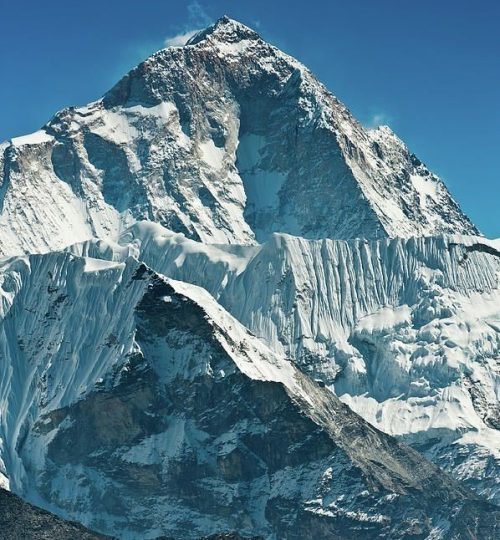 makalu12
